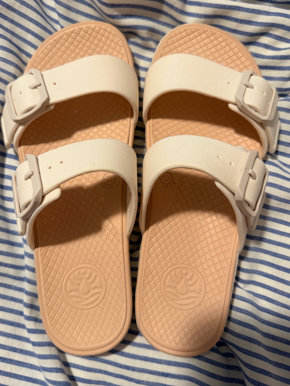 Women’s Double-Band Slide Sandals in Light Pink